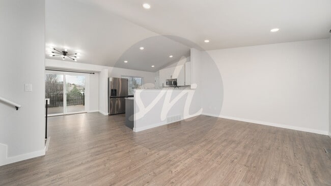 Building Photo - 4962 Filarees Cir