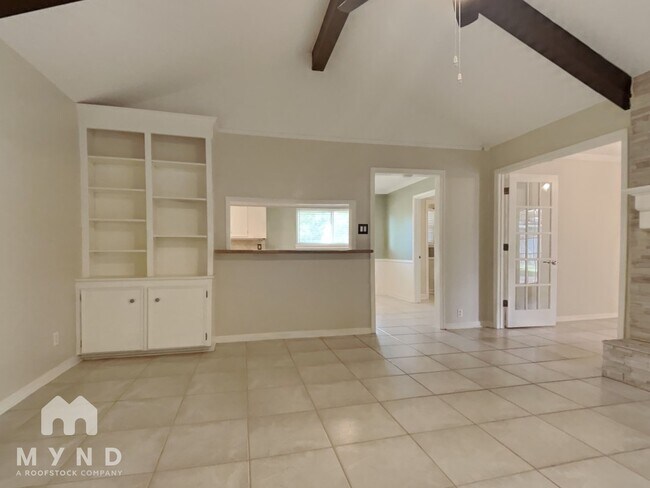 Foto del edificio - 4003 Highknoll Ln