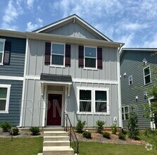 Building Photo - 3051 Spline Cir