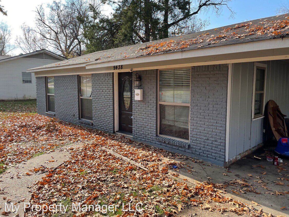 Primary Photo - 4 br, 1 bath House - 9438 Normandie Drive