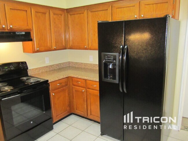 Foto del edificio - 1702 Sandy Hollow Loop