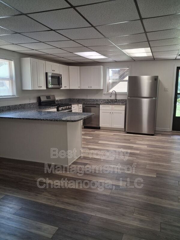 Building Photo - 8781 Damron Pl
