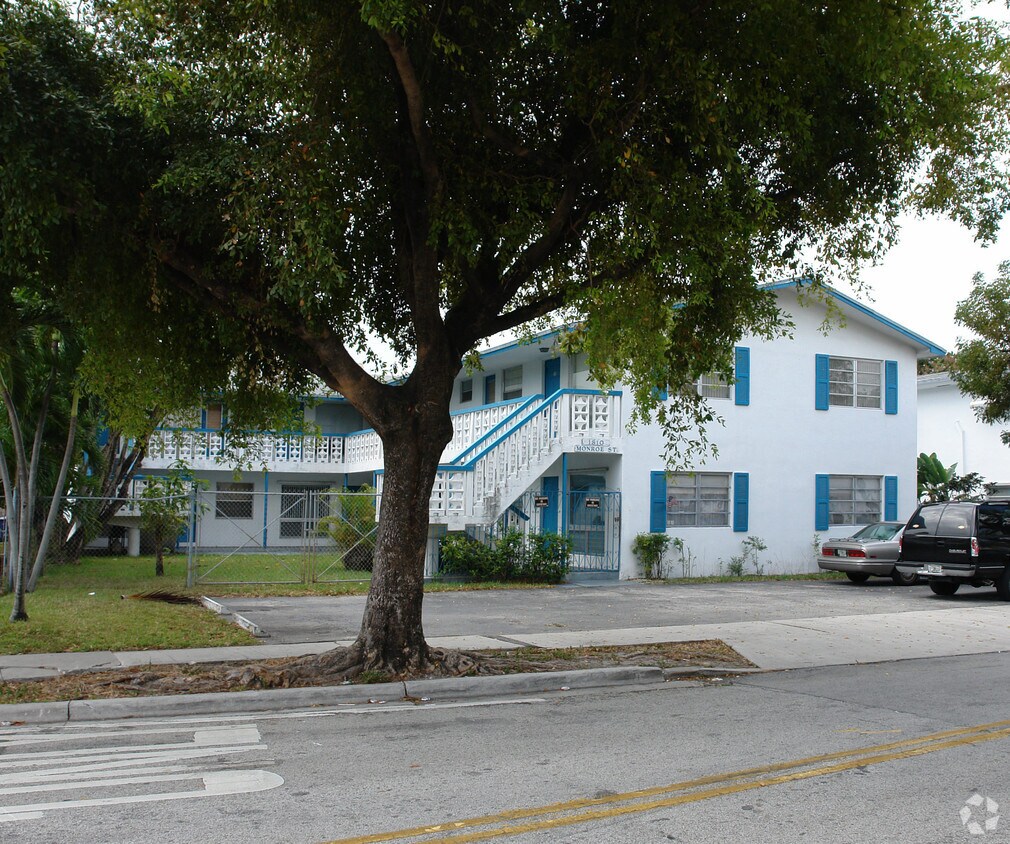Primary Photo - 1810 Monroe St
