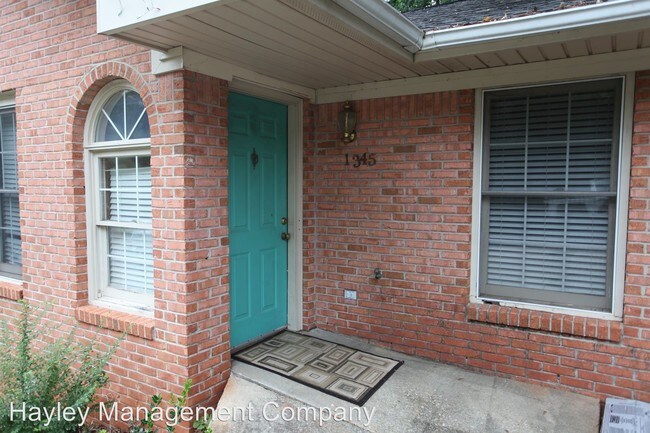 Building Photo - 3 br, 2 bath House - 1345 Kurt Circle