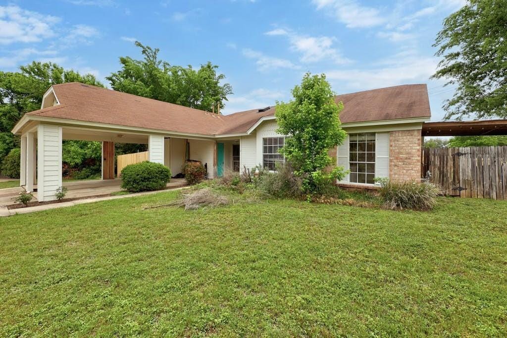 Primary Photo - 7601 Woodstone Cove