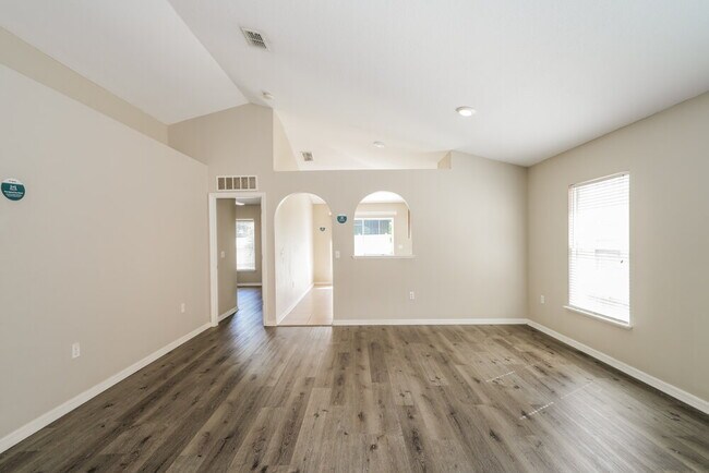 Foto del edificio - 3646 Fyfield Ct