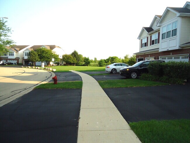 Foto del edificio - 250 S Oak Creek Ln