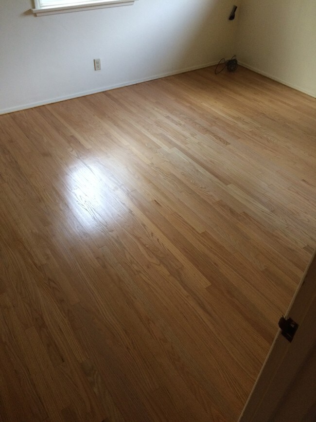 Building Photo - 7452 Westwood Dr