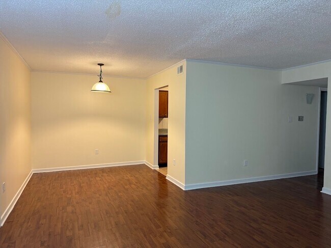 Foto del edificio - 11271 Florida Blvd
