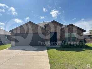 Building Photo - 3060 Stratford Wy