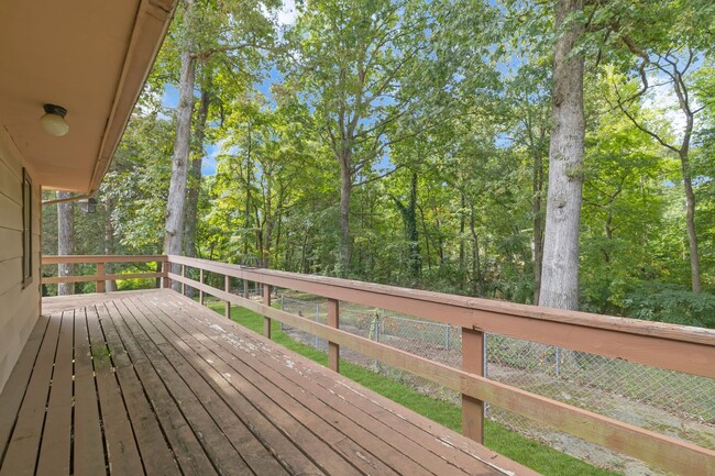 Building Photo - Knoxville 37934 - Charming 4-Bedroom Home ...