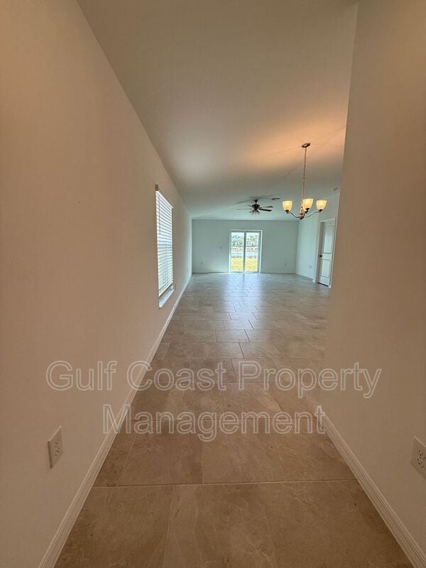 Building Photo - 3844 Treasure Oak Wy