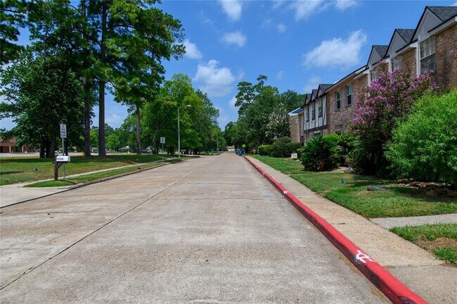 Foto del edificio - 20339 Fieldtree Dr