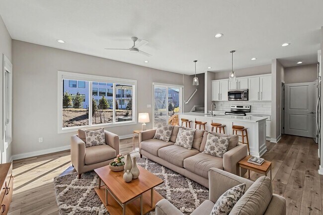 Foto del edificio - Luxury New Construction Townhome with Attached 2 Car Garage!