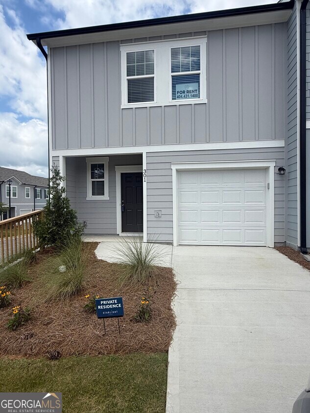 Primary Photo - 301 Winston Way