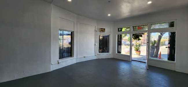 Building Photo - 1318 4th Ave