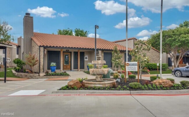 Foto del edificio - 1 br, 1 bath Condo - 5513 Crosscreek Ln Fl...