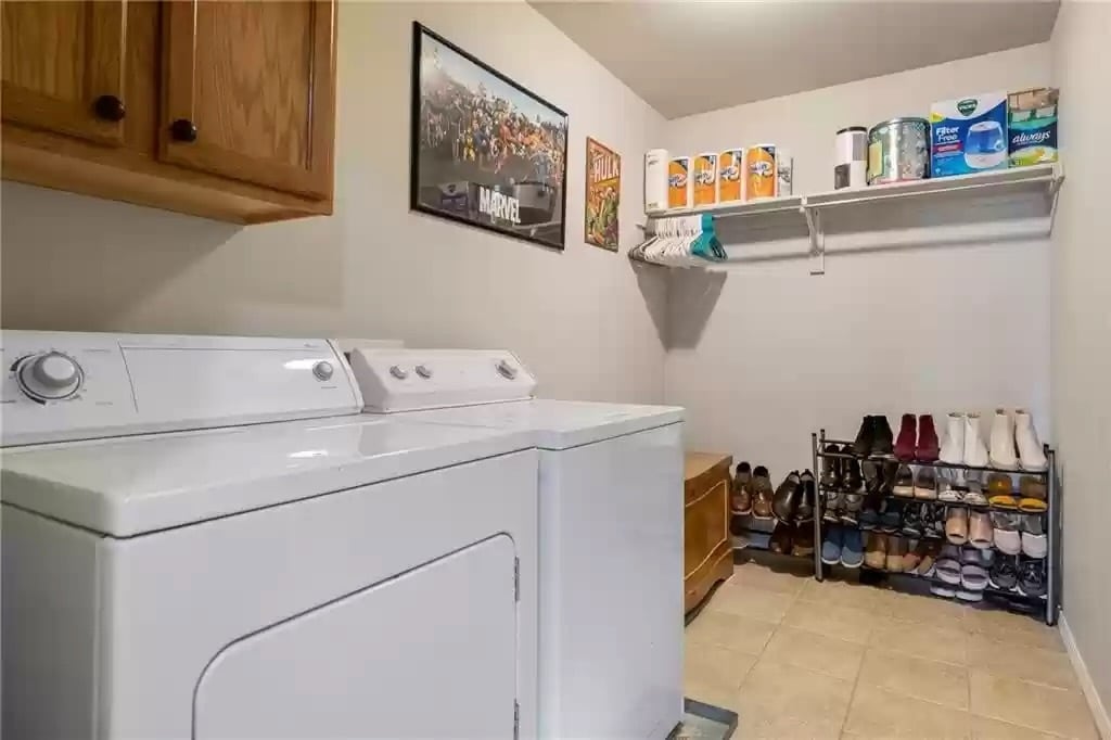 Foto del edificio - 894 W Peachtree Dr