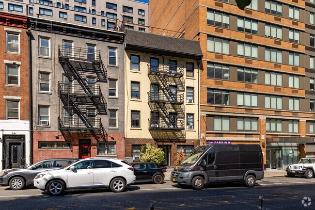 Foto del edificio - 345 E 33rd St