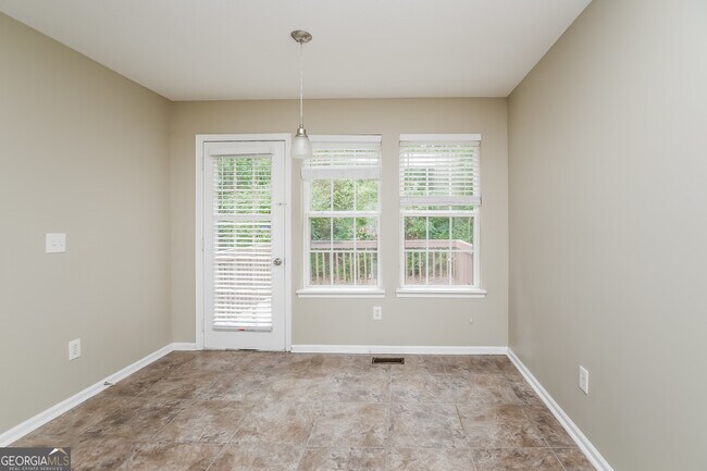 Foto del edificio - 3012 Edgefield Dr SW