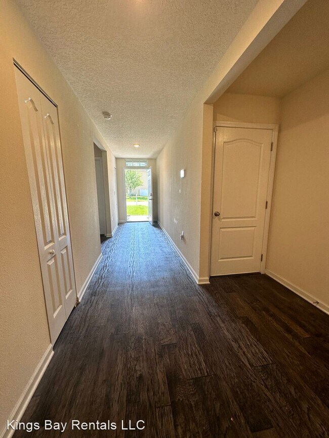 Foto del edificio - 4 br, 2 bath House - 131 Holston Circle