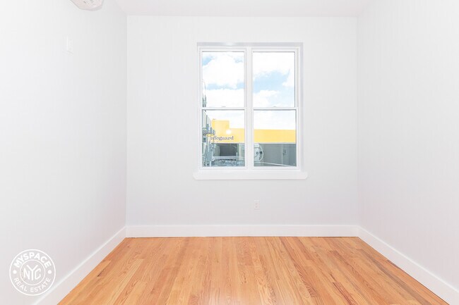 Building Photo - 2178 Bergen St