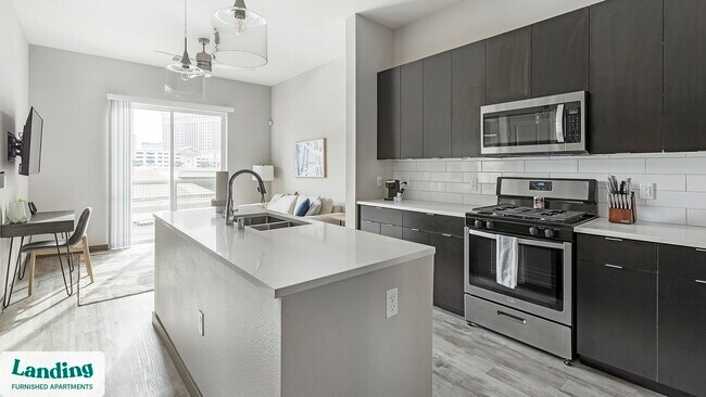 Foto del edificio - 3150 W Twain Ave