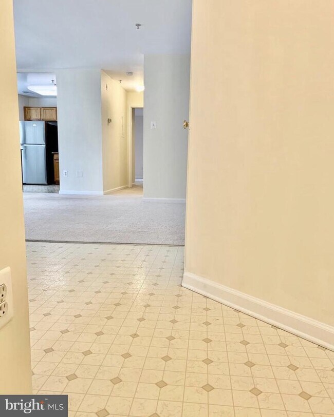 7501 Calderon Ct Unit 245, Alexandria, VA 22306 Room for Rent in