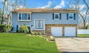 Foto principal - 4 br, 2.5 bath House - 16 Buckingham Dr