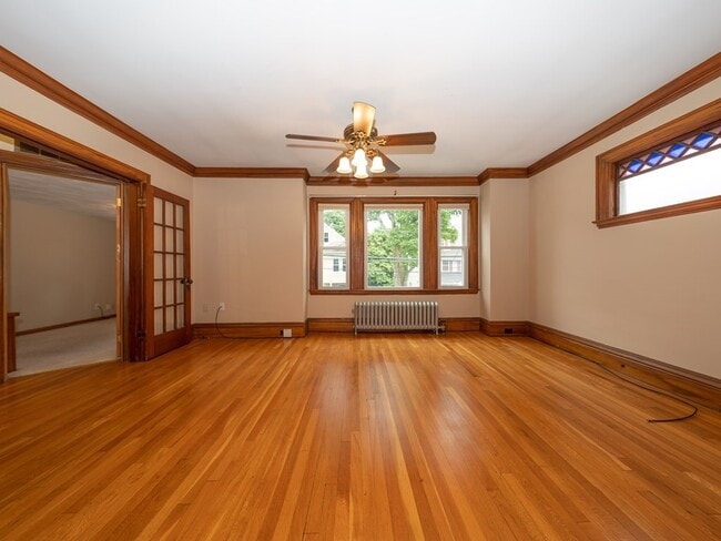 Building Photo - 32 Rangeley Rd