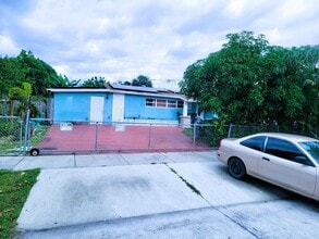 Building Photo - 5137 45th St