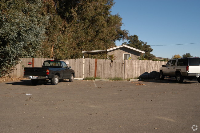 Building Photo - 19520-19542 E Ontario Ave