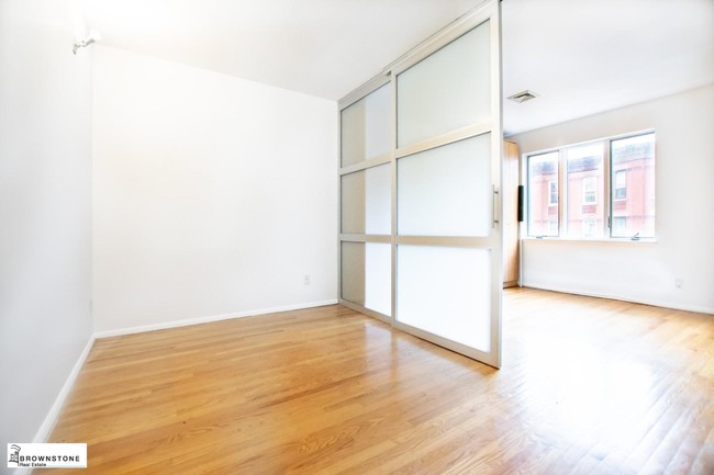 Building Photo - 392 14th Street