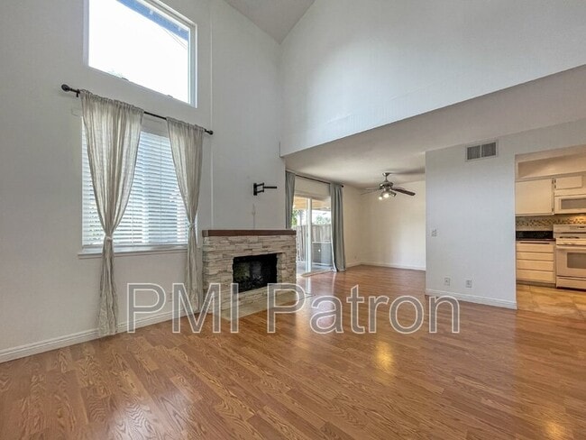 Building Photo - 11802 Los Alisos Cir