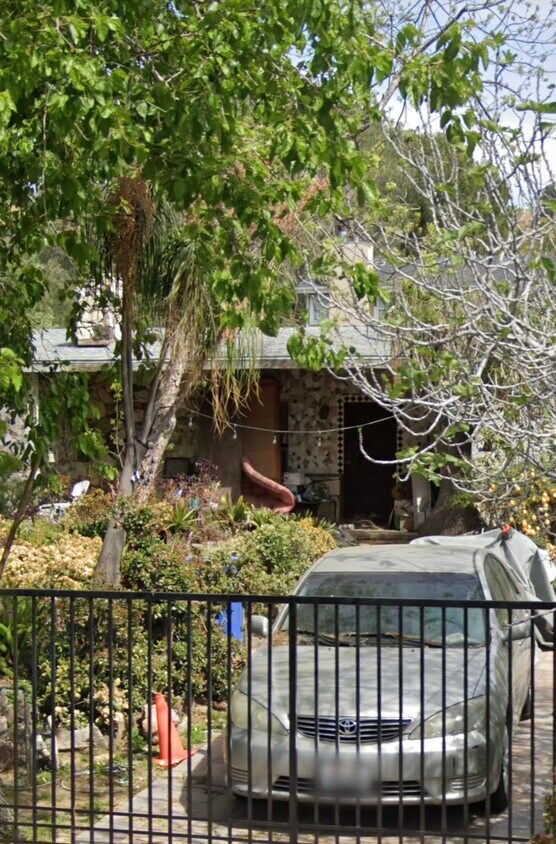 10439 Tuxford St, Sun Valley, CA 91352 House for Rent in Sun Valley