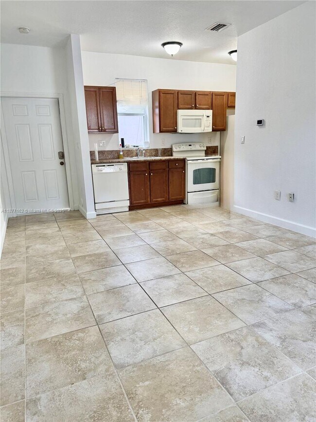 Foto del edificio - 9203 SW 170th Ct