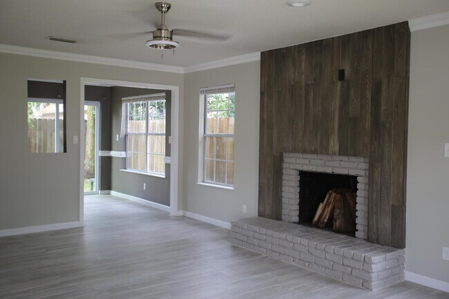 Foto del edificio - 2521 Georgetown Ln