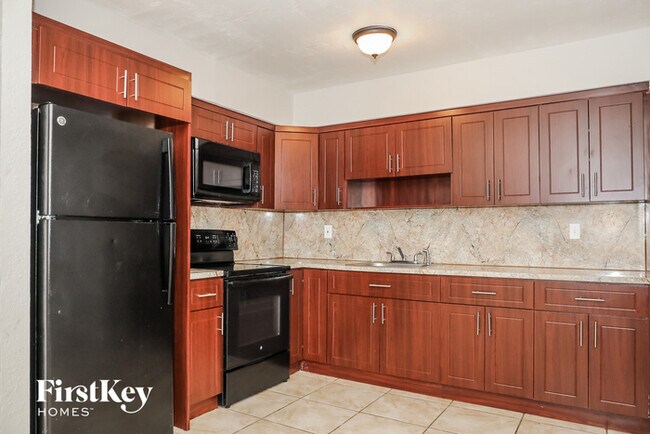 Foto del edificio - 6231 NW 14th St