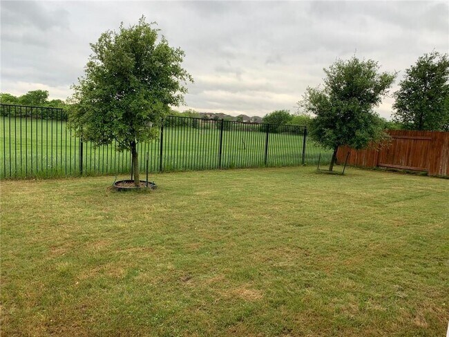 Foto del edificio - 3517 Grail Hollows Rd