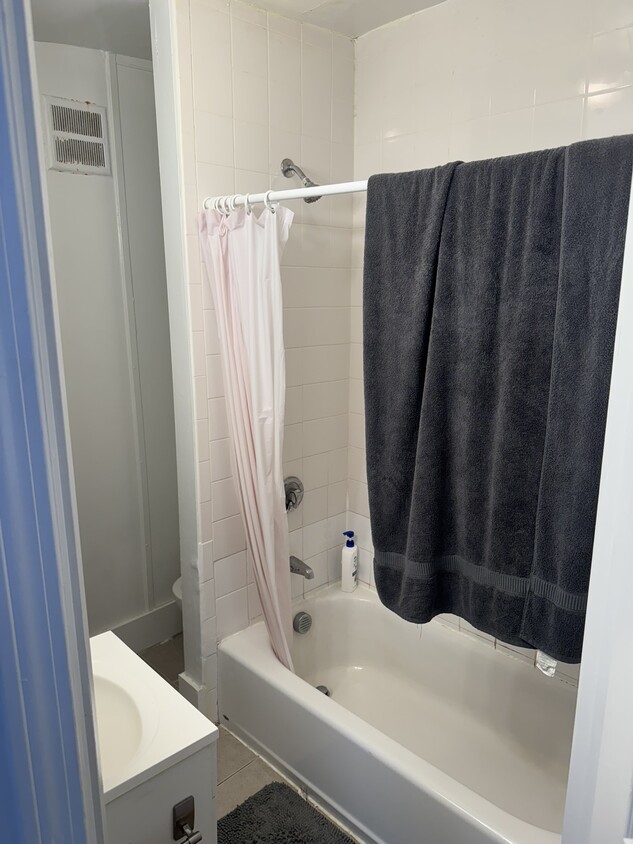 Foto del edificio - 24 Joy St