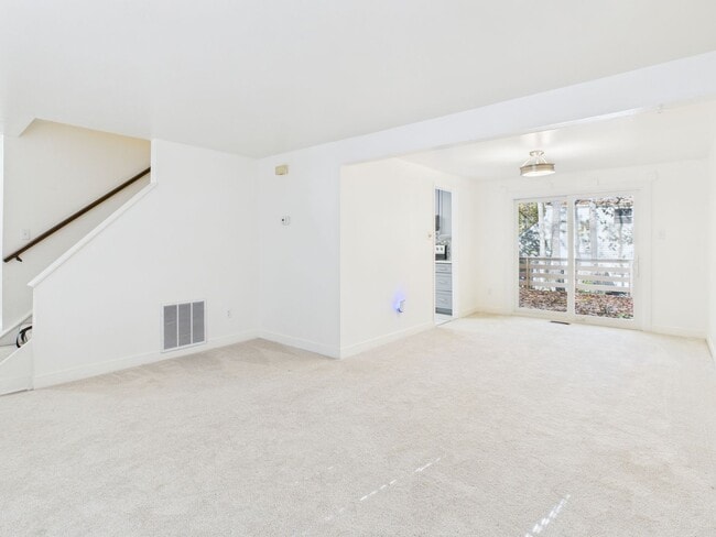 Building Photo - 13102 Morning Hill Ln