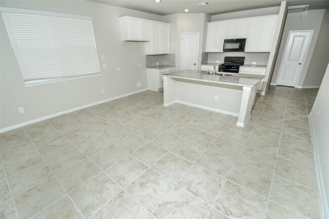 Foto del edificio - 21218 Flowering Dogwood Cir