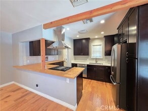Building Photo - 7019 Jamieson Ave