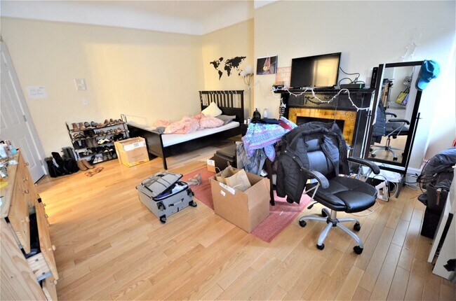 Foto del edificio - 589 Beacon St