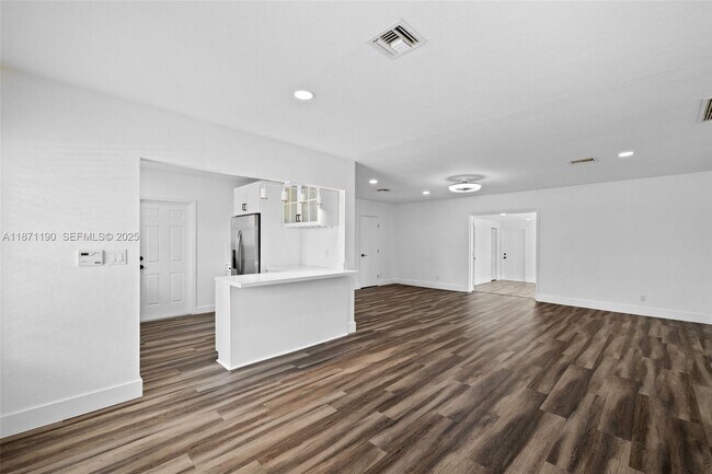 Foto del edificio - 1635 Liberty St