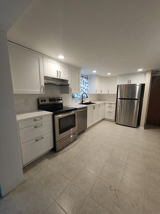 Foto del edificio - 28435 Trident Ct