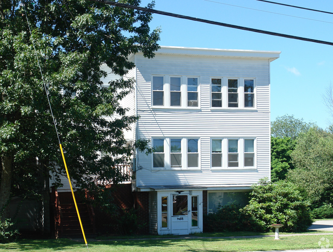 Building Photo - 804 Central Ave