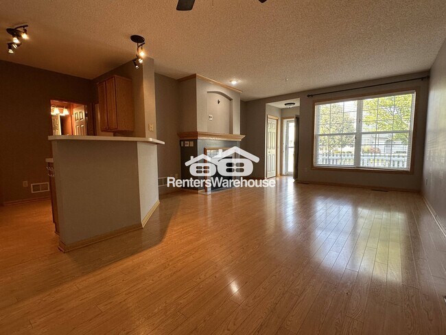 Foto del edificio - 3635 Lawndale Ln N