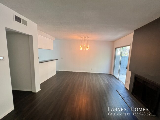 Foto del edificio - 5236 Kester Ave