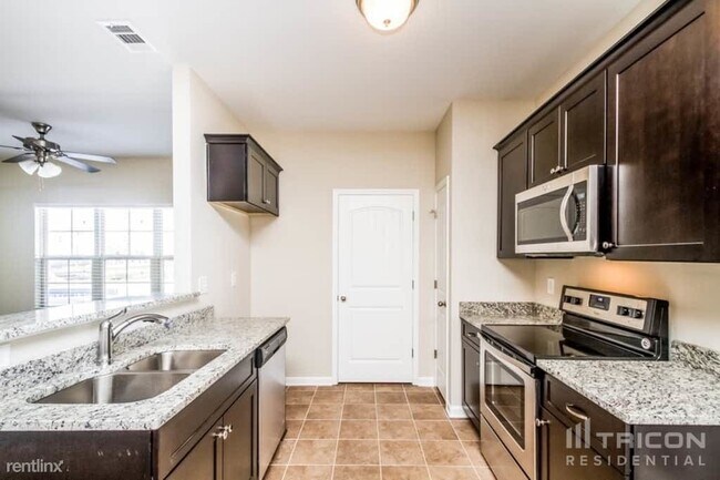 Building Photo - 2275 Cason Ln